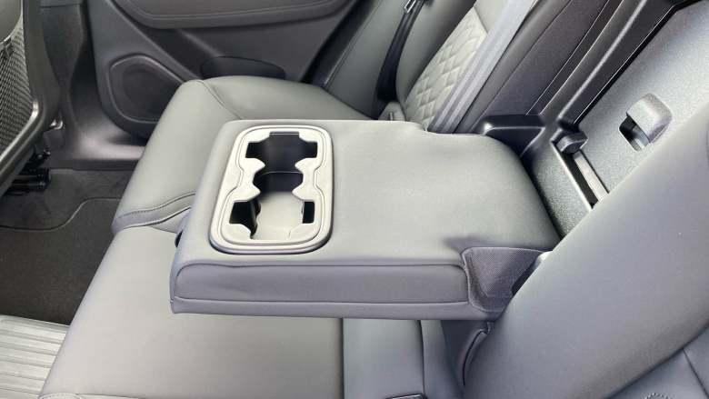 Volvo XC60 2.0 T6 [350] RC PHEV Plus Dark 5dr AWD Geartronic Estate